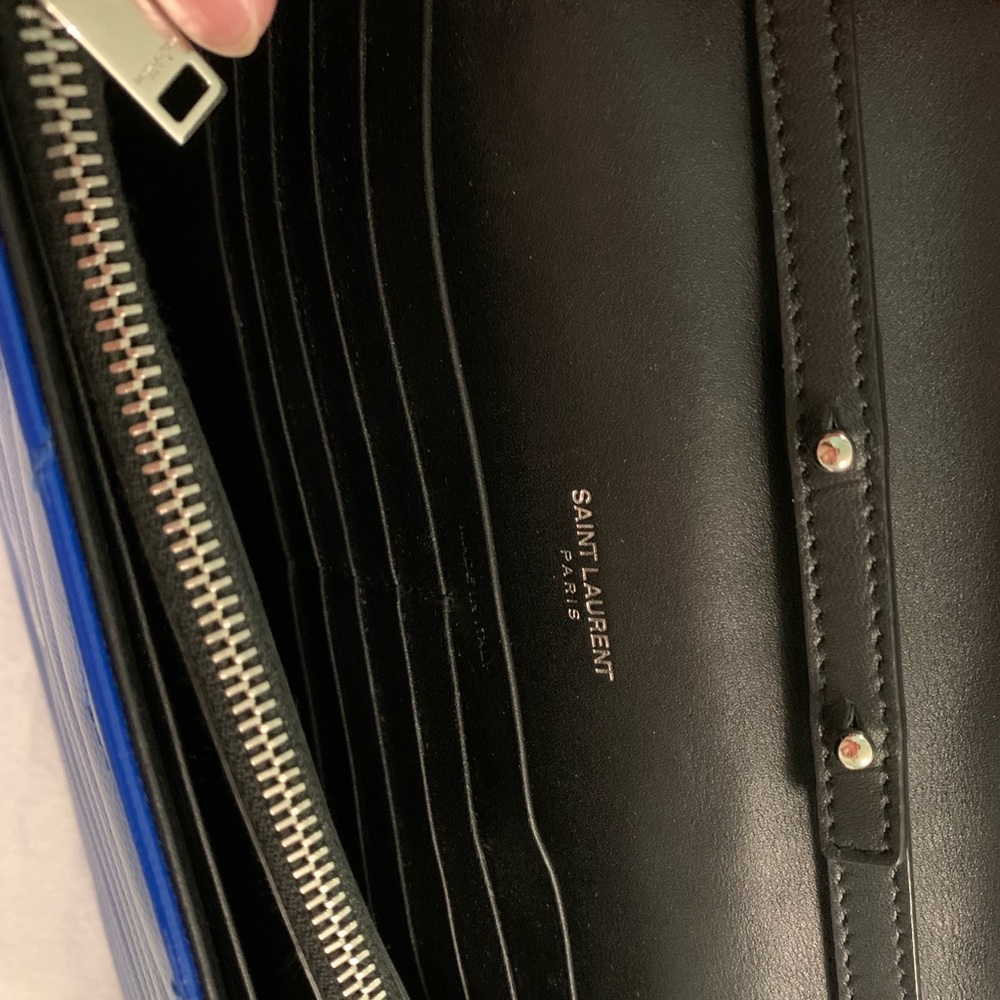 YSL Saint Laurent Patent Electric Blue Matelasse Wallet on Chain - Picture 8 of 11